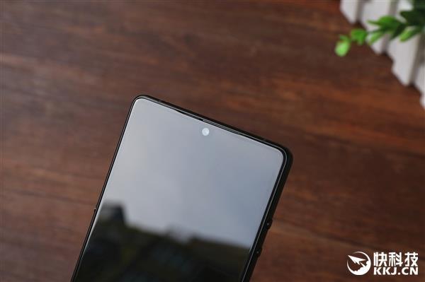 坚果R1、坚果Pro 2S全面推送Smartisan OS 7.0：喜迎大爆炸3.0