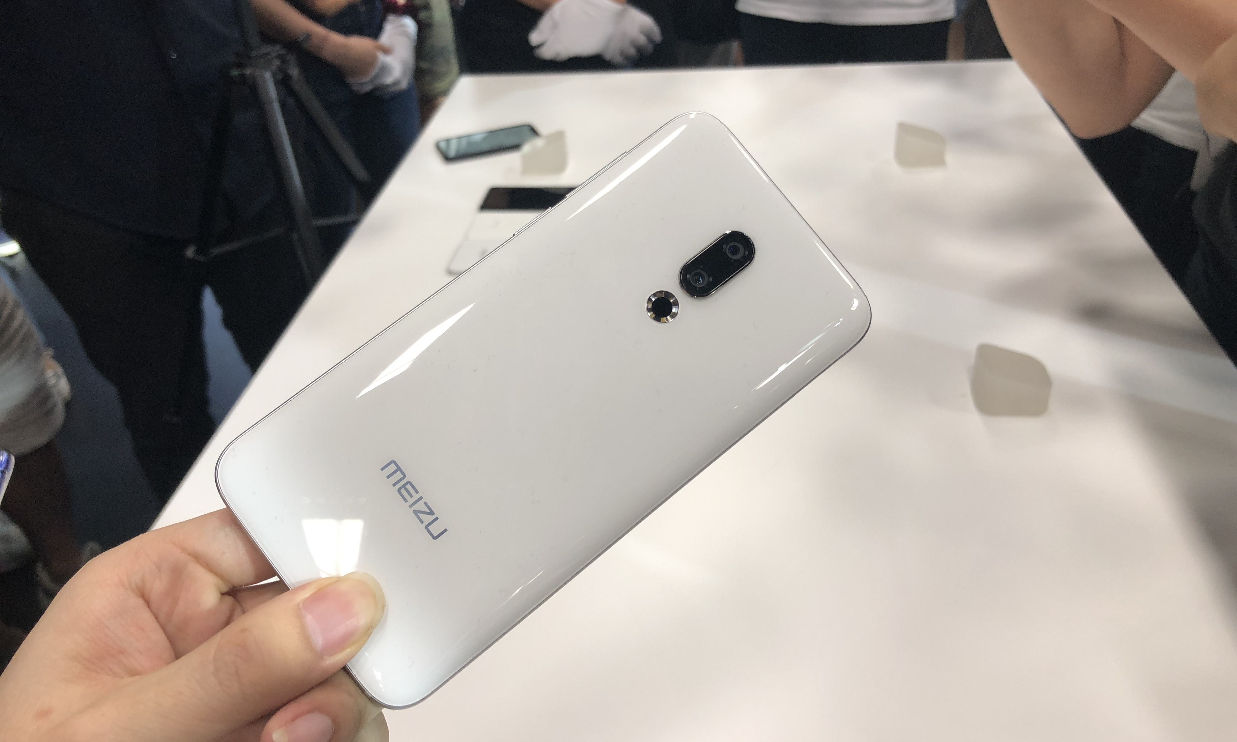 一分钱一分货，魅族16X减配严重，这三个“大坑”需注意！