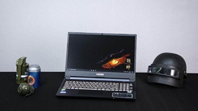 硬核机甲风 为游戏而生 神舟战神Z8-CU7NK游戏本评测