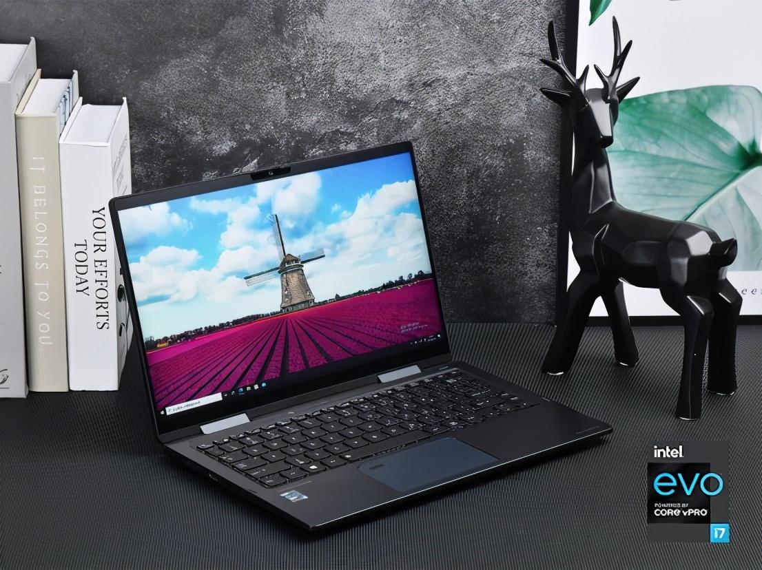 不到1KG的翻转商务本 dynabook Portégé X30W评测