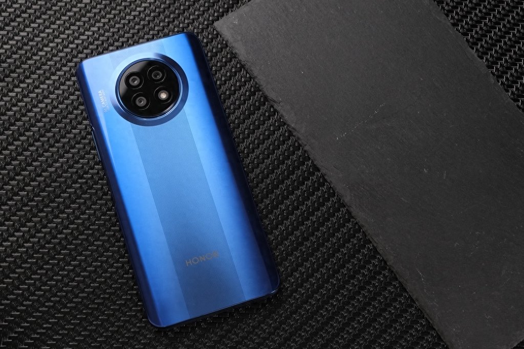 买手机要不要分期?这几个原因决定了是否“供机”