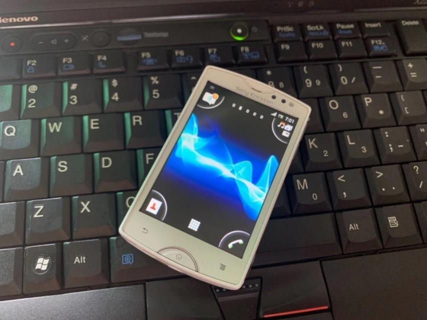 索尼爱立信ST15i