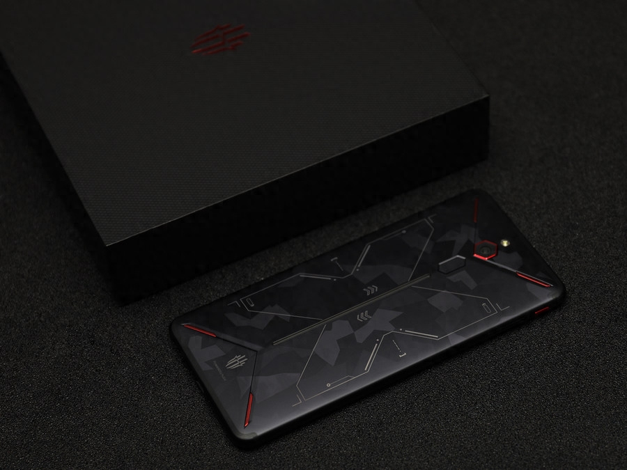 专为游戏而生的手机 红魔Mars电竞手机评测