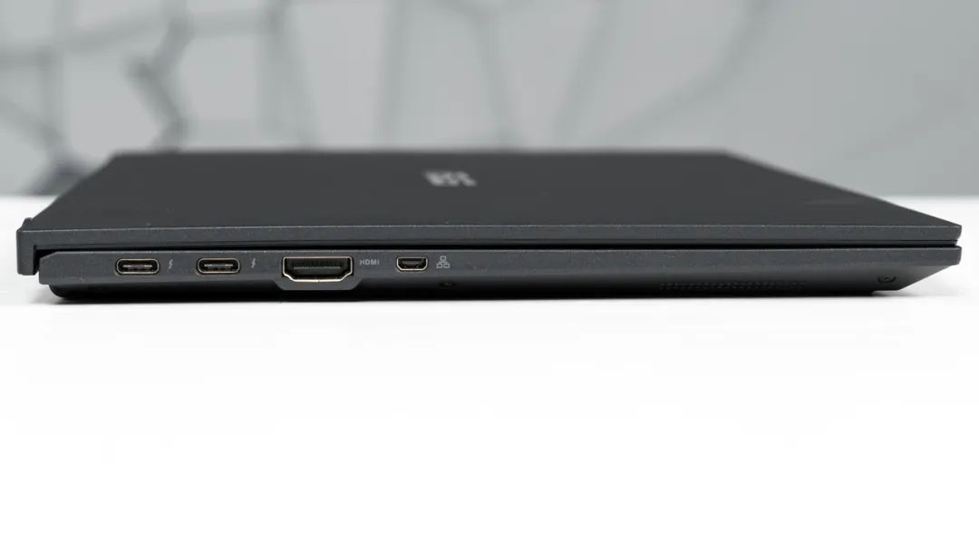 聊一个热门品牌的“低调产品线”