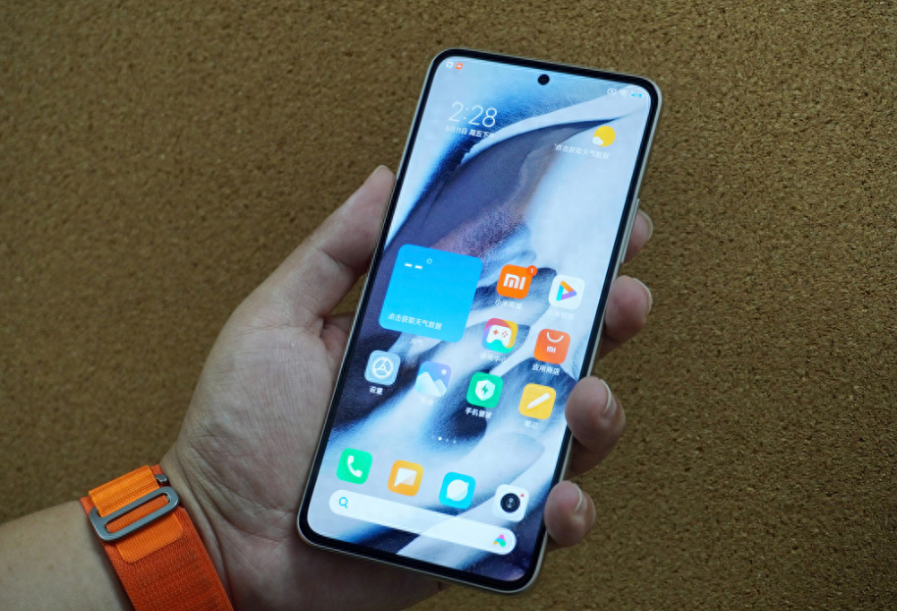 9月预算两千五换新手机,这4款最为“耐用”,买来可以用五年