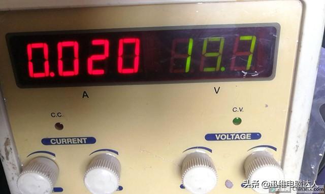 华硕飞行堡垒笔记本不开机，含桥大小换了20个件，终于完美修复