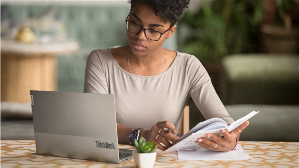 联想公布新款 ThinkBook 13s 锐龙版:搭载 R7 6800U,1.23kg 重