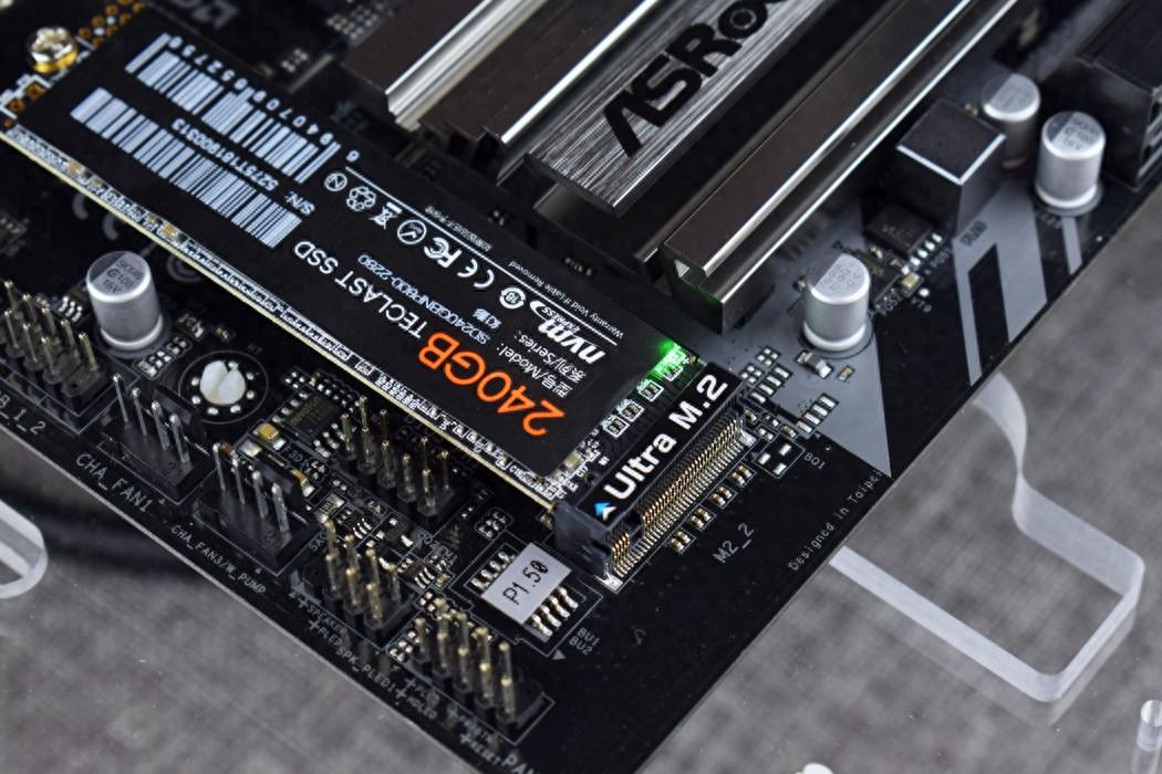 电脑开不了机电源指示灯正常，硬盘指示灯不亮是怎么回事？