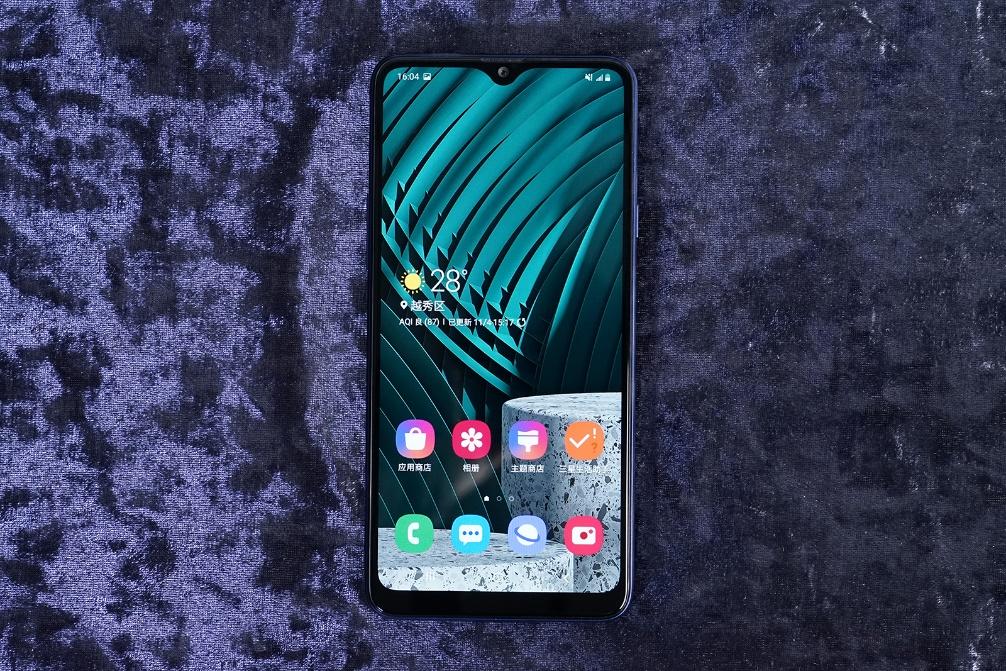 4000mAh大屏手机仅售千元！三星 Galaxy A20s 评测
