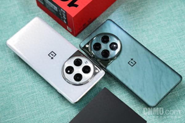 2024迄今最值得买的骁龙8 Gen3旗舰 一加12当仁不让