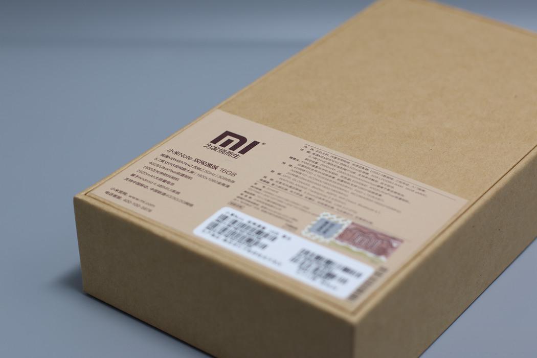 还记得小米Note的第一代么，过时三年再做个迟到的评测看看咋样