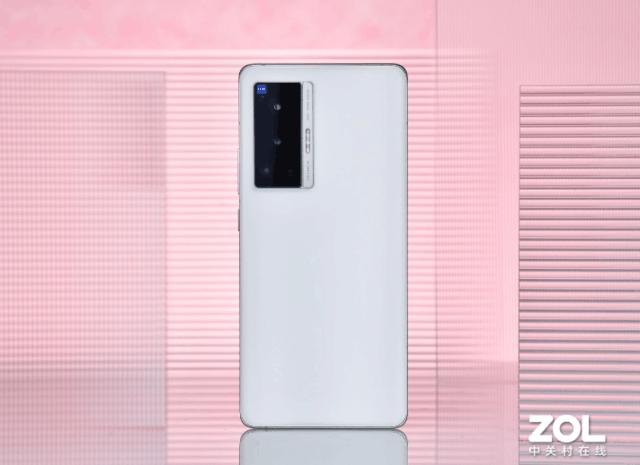 3000元左右买什么手机（2022年最建议买的千元手机）