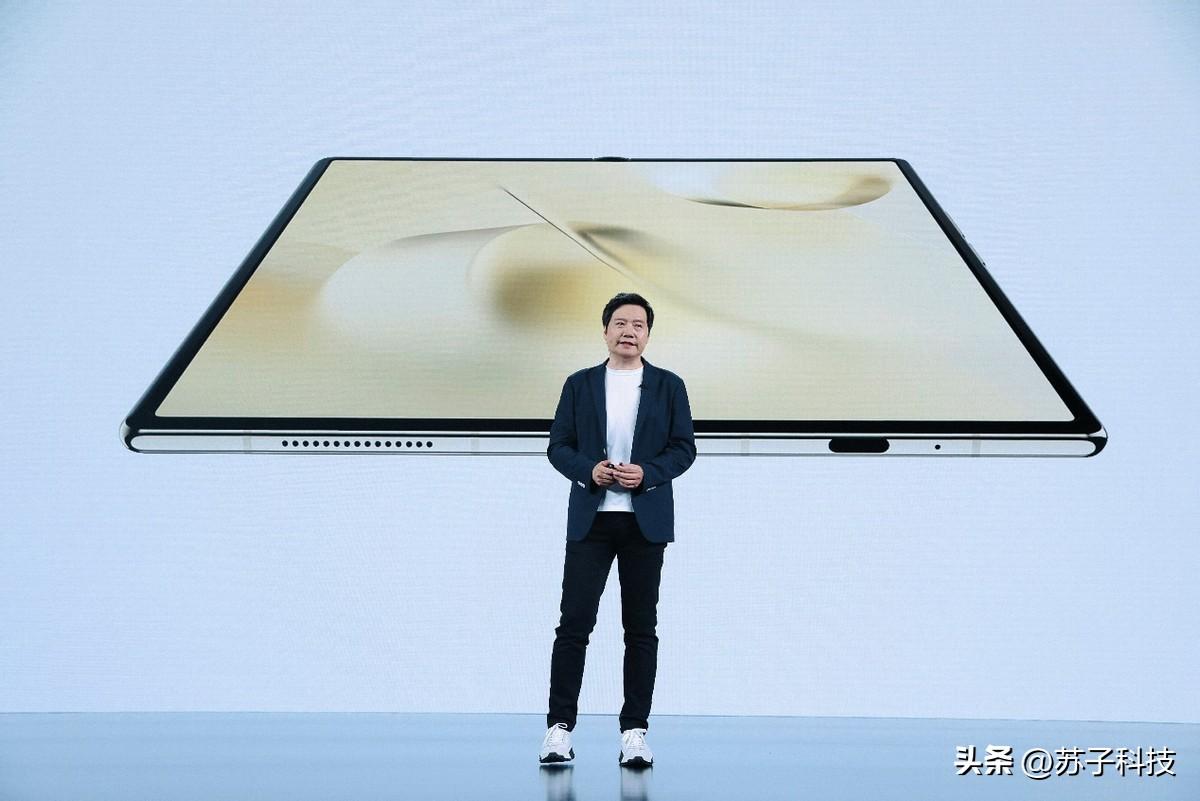 小米手机终于不热了!卢伟冰一战成名,高达99%的好评