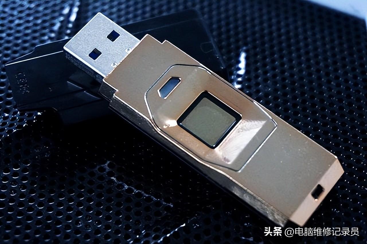 为什么U盘里的文件无法删除?学会这招,让你的U盘无限循环利用!