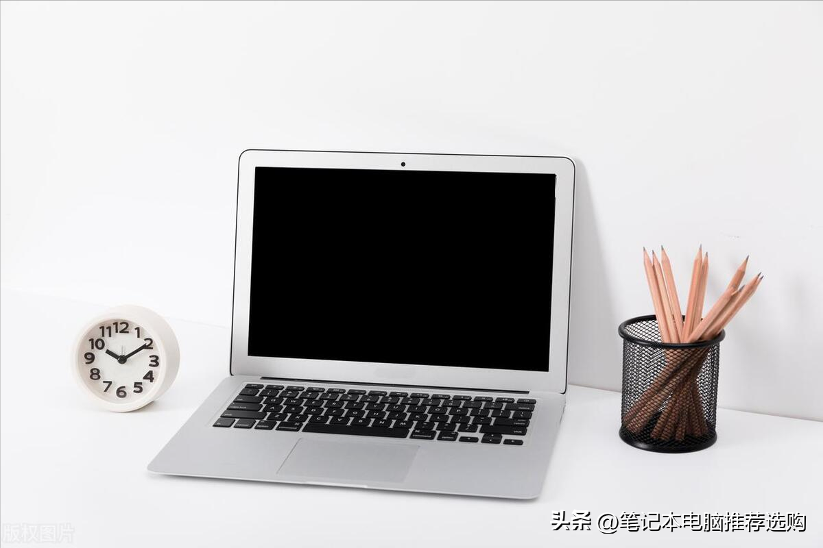 笔记本电脑性价比排行前十名