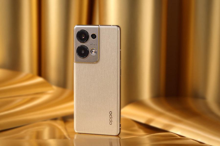 OPPO Reno9 Pro+全面评测：大内存+旗舰双芯，超薄流畅新机