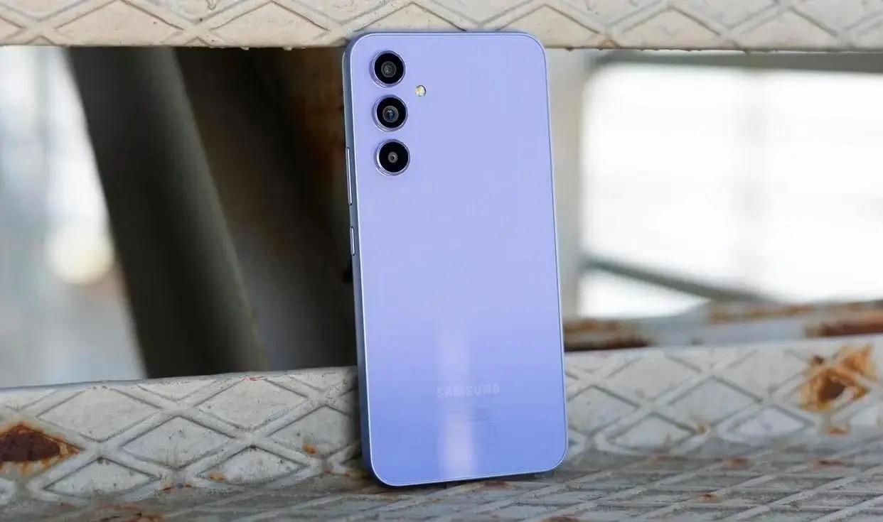 三星 Galaxy A54 是否值得入手?看完真实体验就知道了