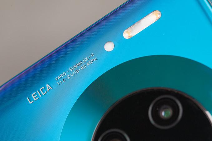 回首华为 HUAWEI Mate系列手机，Mate 30 Pro这次稳不稳？