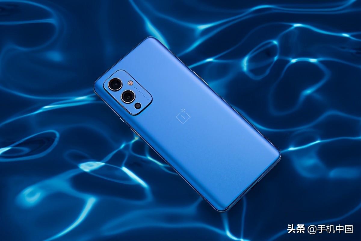 一加 9评测：不是“Pro”但却依然“机皇”的轻薄旗舰