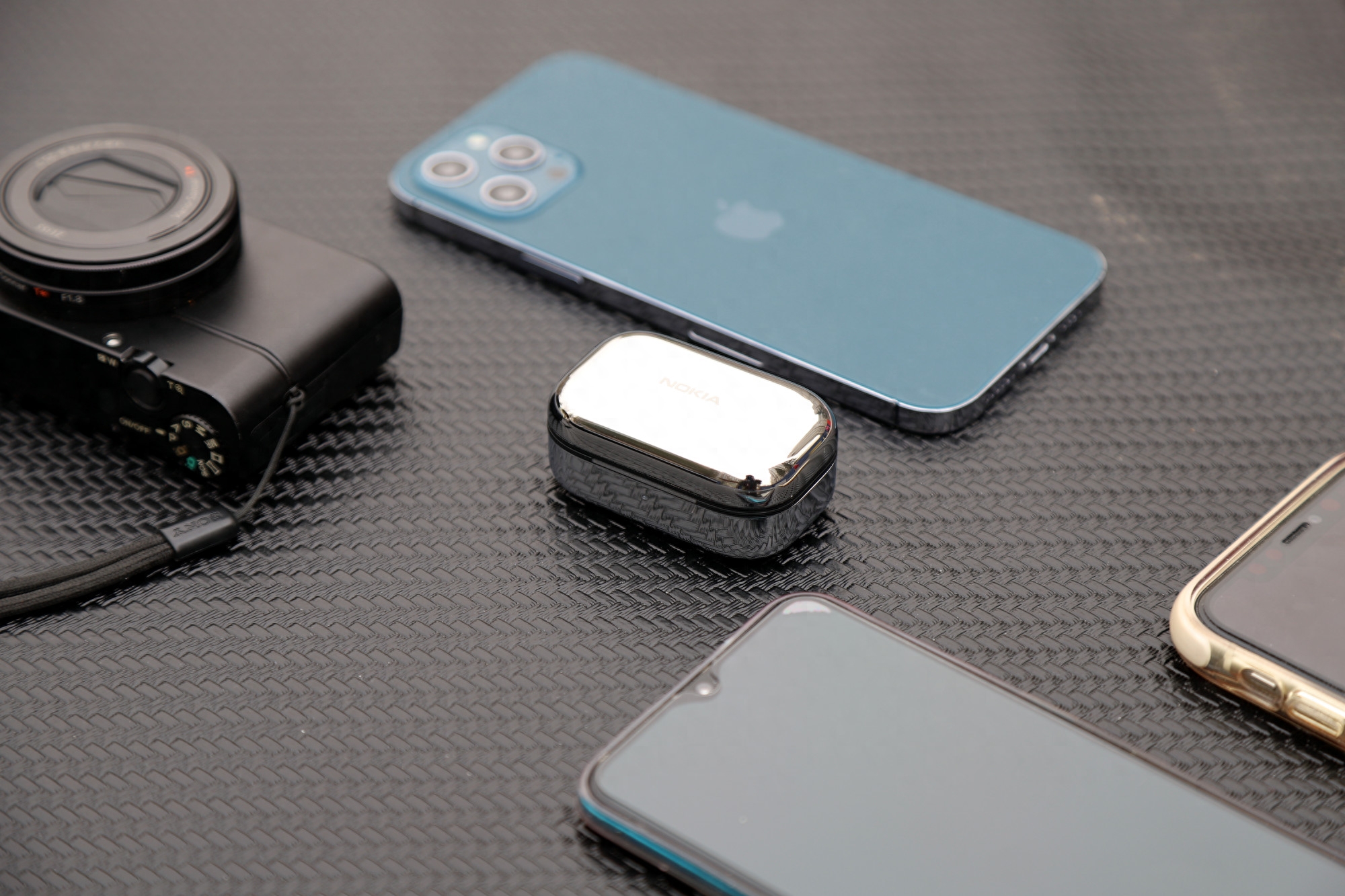 这次没有失望,新款诺基亚P3600圈铁真无线蓝牙耳机开箱体验