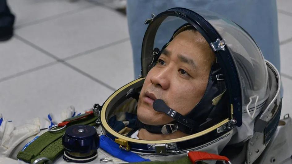 首位飞天将军聂海胜：是部队让我这个苦孩子有了光明的前途！