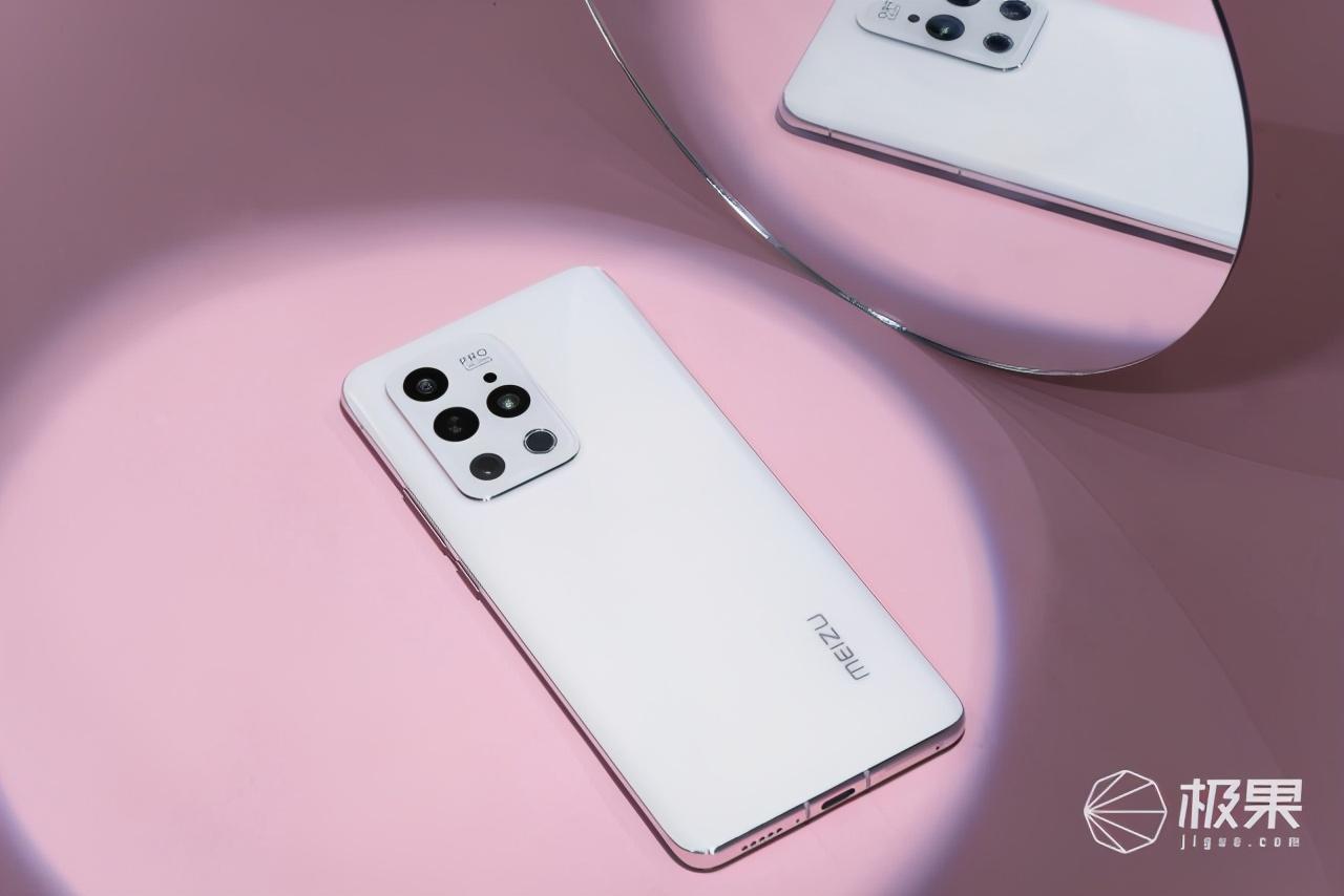 魅族18 Pro上手评测：顶级性能+E4屏幕，全面升级进化