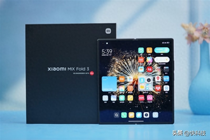 规格拉满!小米年度折叠旗舰MIX Fold 3首发评测:史上最强影像