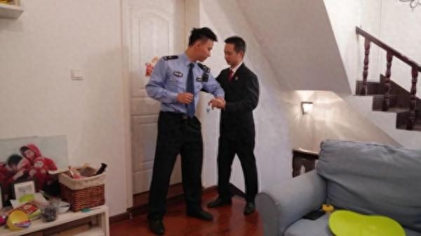 偷2部手机竟获刑10年？一个关键细节导致案件性质改变！