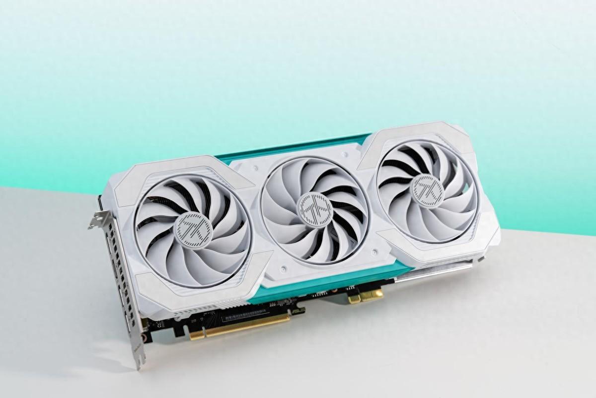 感受二次元显卡的“无线”火力！华硕天选TX GAMING-RTX4070-O12G-BTF测评