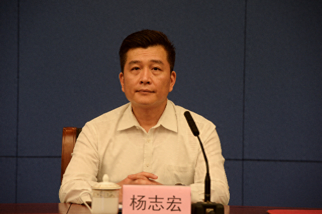 华硕：将全球85%笔电订单放在重庆生产 已有百多个智慧云解决方案本土应用