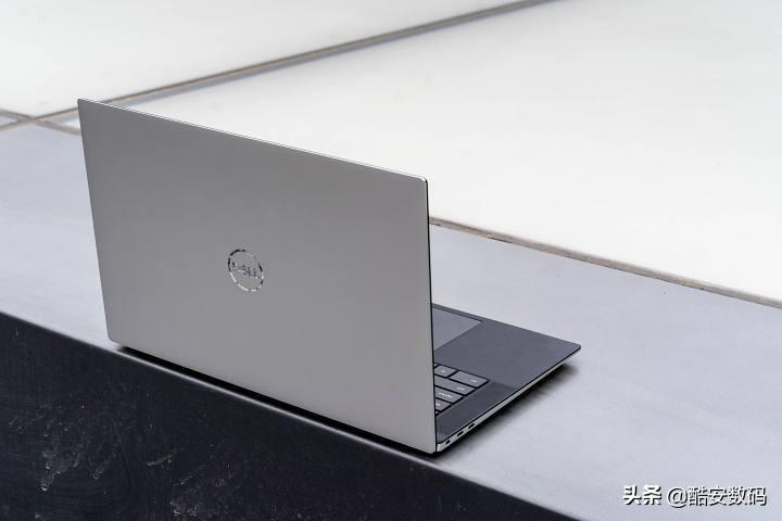 Dell XPS 15 9500 评测：除了屏幕还剩下什么？