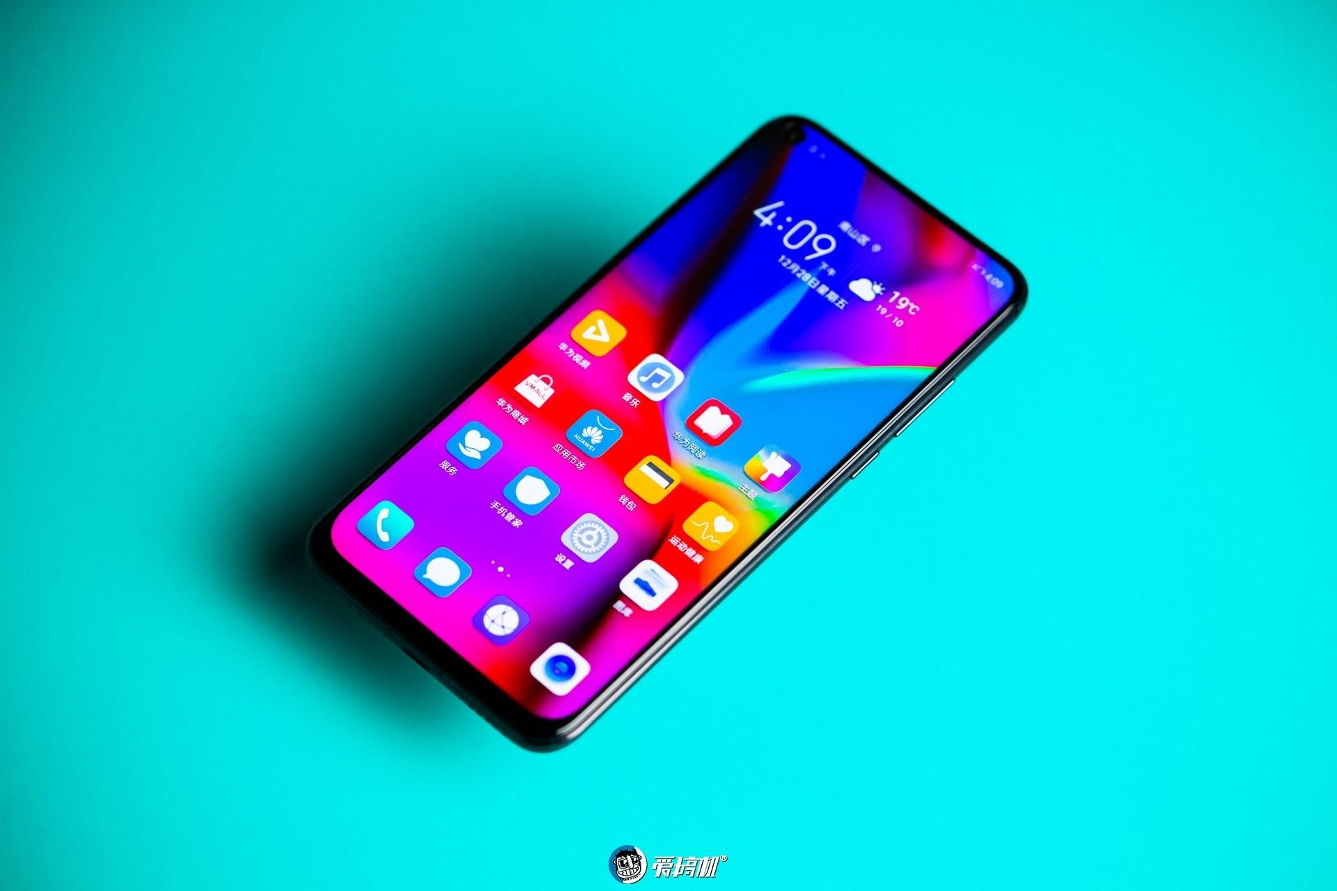 麒麟980+IMX586，荣耀V20详评，物有所值