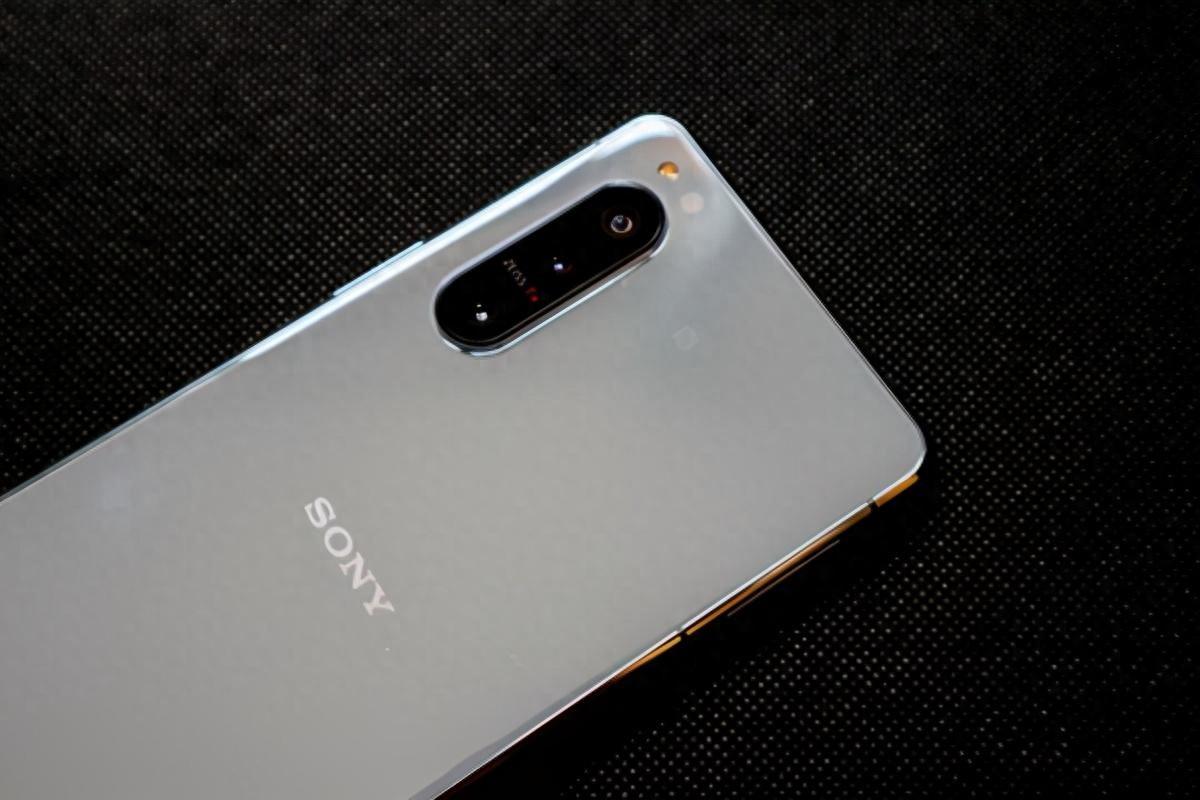 短评索尼Xperia 5 II：压根不想卖我们？当初5999，如今五百没人要
