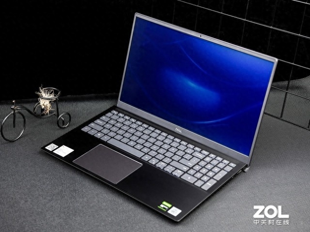 打破商务本固有印象 全新戴尔Vostro成就7000评测