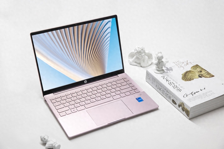 惠普星 14 Pro 体验:2.8K OLED 屏加光追独显,从此爱上创作