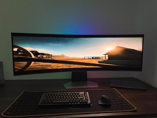 什么叫做五彩斑斓的黑?深度体验三星玄龙骑士OLED电竞显示器G95SC