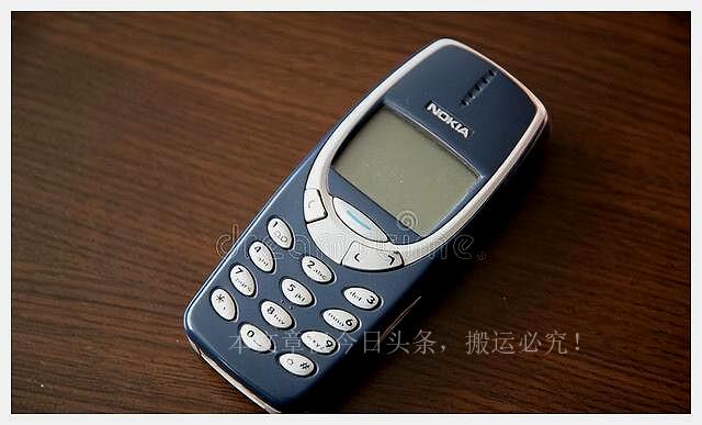 零零年到一几年的手机,你玩过哪几个?