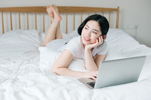 笔记本电脑用途广泛,已经成为人们必不可少的设备