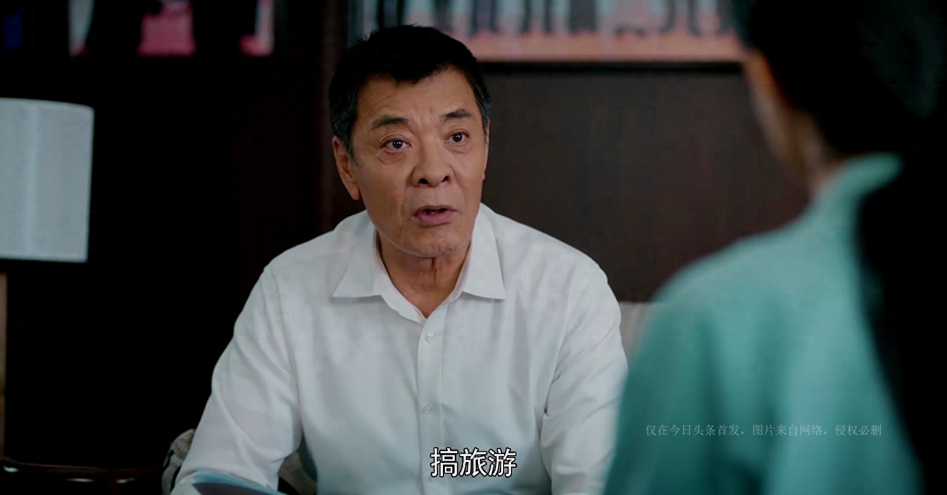 20集悬疑大剧《庭外》开播，夏雨领衔，阵容雄厚，剧荒有解了