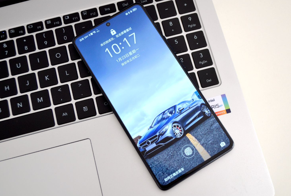 荣耀旗舰突降910元,旗舰双芯+IMX800+4800mAh,12+256GB才2389元