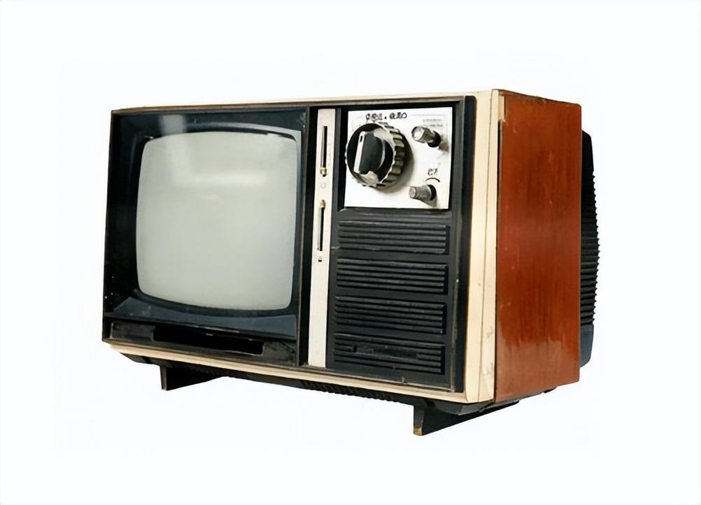 平均一英寸1000元 全球首台120英寸电视发布到底贵不贵？