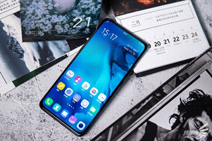 激进的进化者 4800万像素vivo X27评测