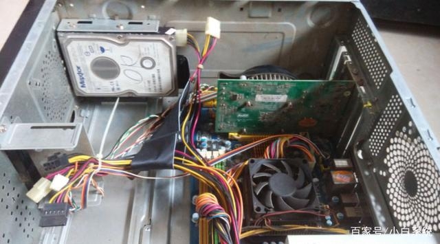 电脑开机后进不了桌面怎么办