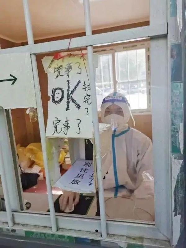 大白自制“扫码神器”，火了！网友纷纷表示……