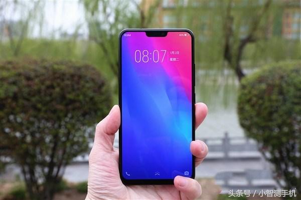 全面屏时代正式到来，vivox21对比vivox21ia版，你更喜欢哪款？