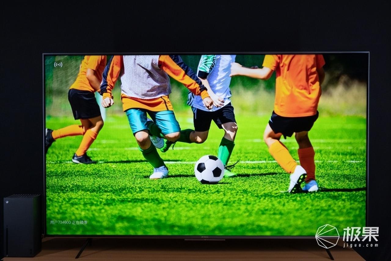 288Hz刷新率畅爽顺滑,绿茵精彩尽收眼中——创维GLED电视A63评测