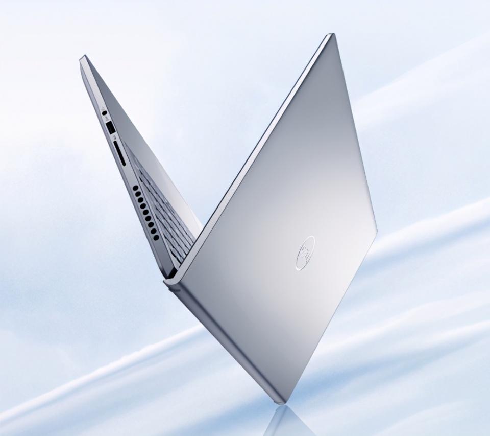 同样配置RTX3050独显，戴尔联想两款大屏笔记本谁更强？