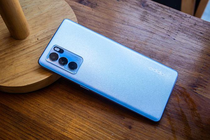 OPPO Reno6 Pro评测:手感振感全系升级的自拍旗舰
