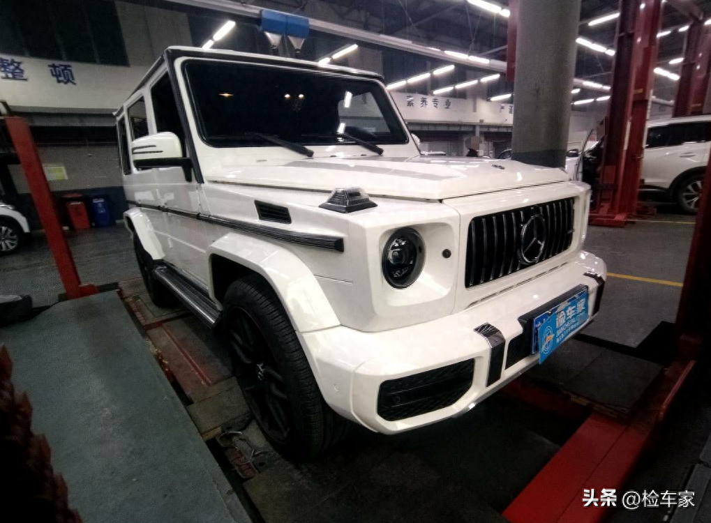 开了快7年的奔驰G500还要卖168万?买家小姐姐不懂车,差点掉坑里