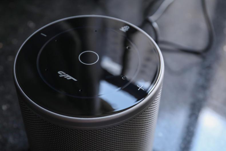 把音质放在首位!百人盲测音质第一的小豹AI智能音箱深度体验!